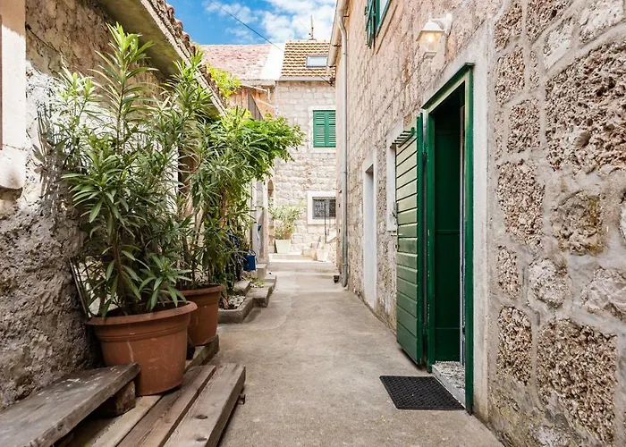 Nona Nata\'S House